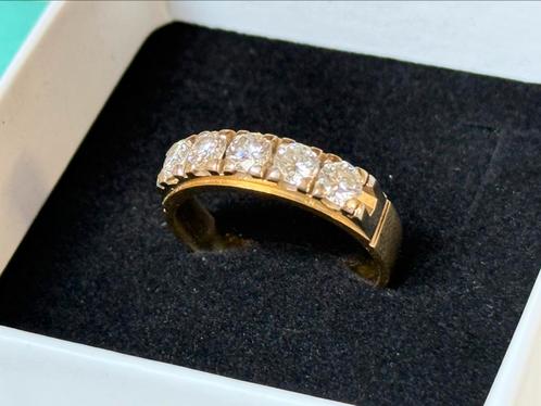 18 karaat gouden ring met 5 natuurlijke VS1 diamanten 1.0ct!, Handtassen en Accessoires, Ringen, Dame of Heer, 18 tot 19, Geel