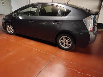 Toyota Prius 3 met volledige optie voor zonne-energie beschikbaar voor biedingen