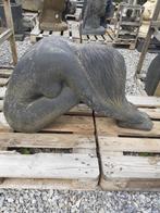 SUPERBE STATUE EN PIERRE PATINEE (la jeune dame aux longs ch, Jardin & Terrasse, Statues de jardin, Enlèvement, Neuf, Autres matériaux