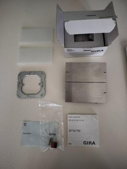 KNX - Gira 5002 028, Doe-het-zelf en Bouw, Elektriciteit en Kabels, Nieuw, Schakelaar, Ophalen of Verzenden