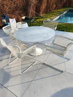 Table Replica Tulip de 120 cm de diamètre, Enlèvement