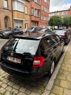 Skoda Octavia SW 1.6 CR TDi Actief, Auto's, Voorwielaandrijving, 4 cilinders, 700 kg, Zwart