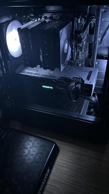Gaming PC AMD beschikbaar voor biedingen