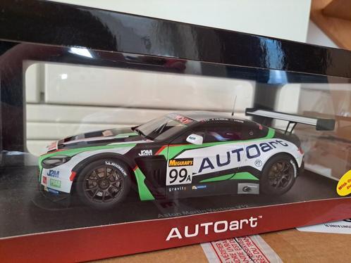 Aston-Martin V12 Vantage Autoart Bathrust 12u 1/18 Nieuw, Hobby en Vrije tijd, Modelauto's | 1:18, Nieuw, Auto, Autoart, Ophalen of Verzenden