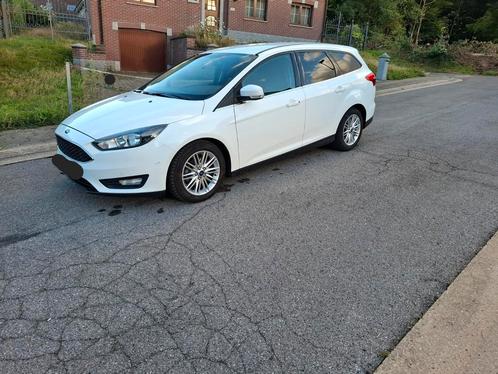 Fors focus turnier cool and connect, 125 ch, essence, Autos, Ford, Particulier, Focus, Essence, Automatique