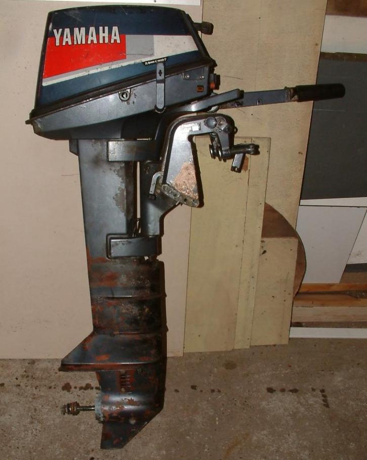 yamaha 8 pk 2 tact langstaart  plus extra onderdelen, Watersport en Boten, Buiten- en Binnenboordmotoren, Gebruikt, Benzine, Buitenboordmotor