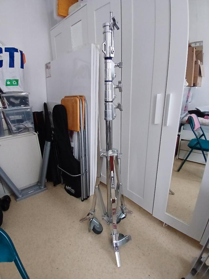 Avenger A5042CS Roller 42 Low Base - Pied Acier à Roulettes, Articles professionnels, Articles professionnels Autre, Enlèvement