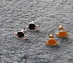 Oorbellen,oranje en zwart. 2 euro / stuk., Handtassen en Accessoires, Oorbellen, Overige materialen, Overige kleuren, Ophalen of Verzenden