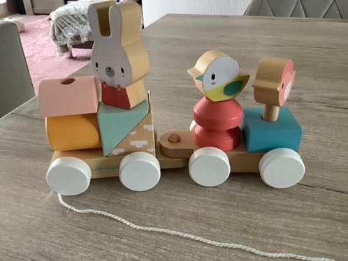 Houten speelgoedtrein met characters (15x20 cm), Kinderen en Baby's, Speelgoed | Houten speelgoed, Zo goed als nieuw, Duw- of Trekspeelgoed