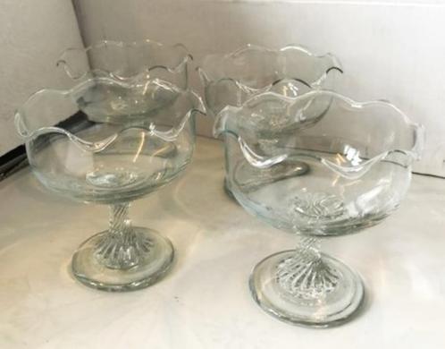 Dessert Glazenijs Coupes Florentine England 4 stuks✨💎🤗👌, Antiek en Kunst, Antiek | Glaswerk en Kristal, Ophalen of Verzenden
