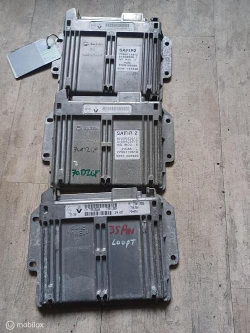 Inspuitcomputer Renault Twingo  7700105560 startblokkeering, Auto-onderdelen, Brandstofsystemen, Renault, Gebruikt, Ophalen of Verzenden