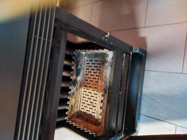 Houtvuur, Doe-het-zelf en Bouw, Verwarming en Radiatoren, Zo goed als nieuw, Ophalen