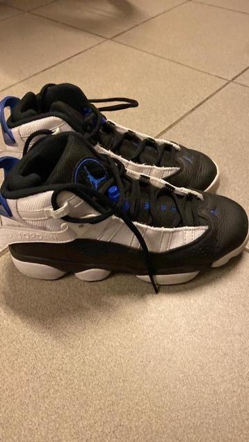 Nike schoenen Jordan 6 Rings beschikbaar voor biedingen