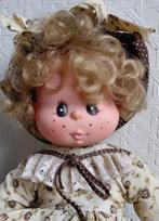 Vintage Holly Hobby prairiepop jaren 70 met  stoffen lijfje, Verzamelen, Poppen, Ophalen of Verzenden, Zo goed als nieuw