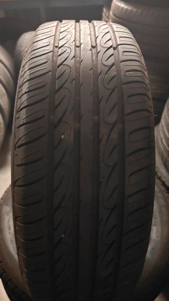 185/65 r15 Firestone 40€ per stuk met plaatsen 18565r15, Auto diversen, Autosport-onderdelen, Zo goed als nieuw, Ophalen of Verzenden