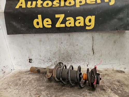 Schokdemper links-voor van een Volkswagen Golf, Auto-onderdelen, Ophanging en Onderstel, Volkswagen, Gebruikt, 3 maanden garantie