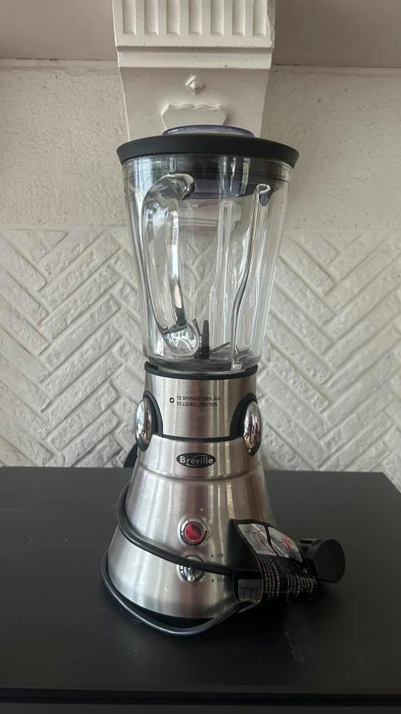 Breville Blender, Elektronische apparatuur, Blenders, Zo goed als nieuw, Blender, Ophalen