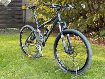 Specialized Epic Marathon M4 mountainbike in maat M. beschikbaar voor biedingen