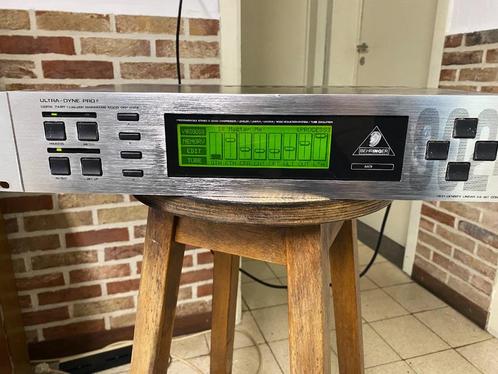 ULTRA-DYNE PRO DSP9024 Behringer, Audio, Tv en Foto, Professionele apparaten, Zo goed als nieuw, Audio, Ophalen