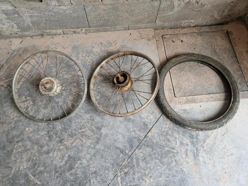 Roues 17 pouces Peugeot 103 ou autre, Fietsen en Brommers, Brommeronderdelen | Oldtimers, Ophalen of Verzenden