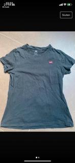 Levis tshirt, Kleding | Dames, T-shirts, Ophalen of Verzenden, Zo goed als nieuw