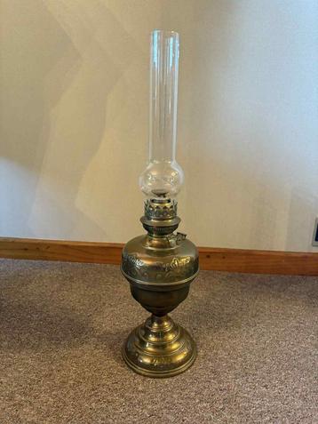 Messing olielamp beschikbaar voor biedingen
