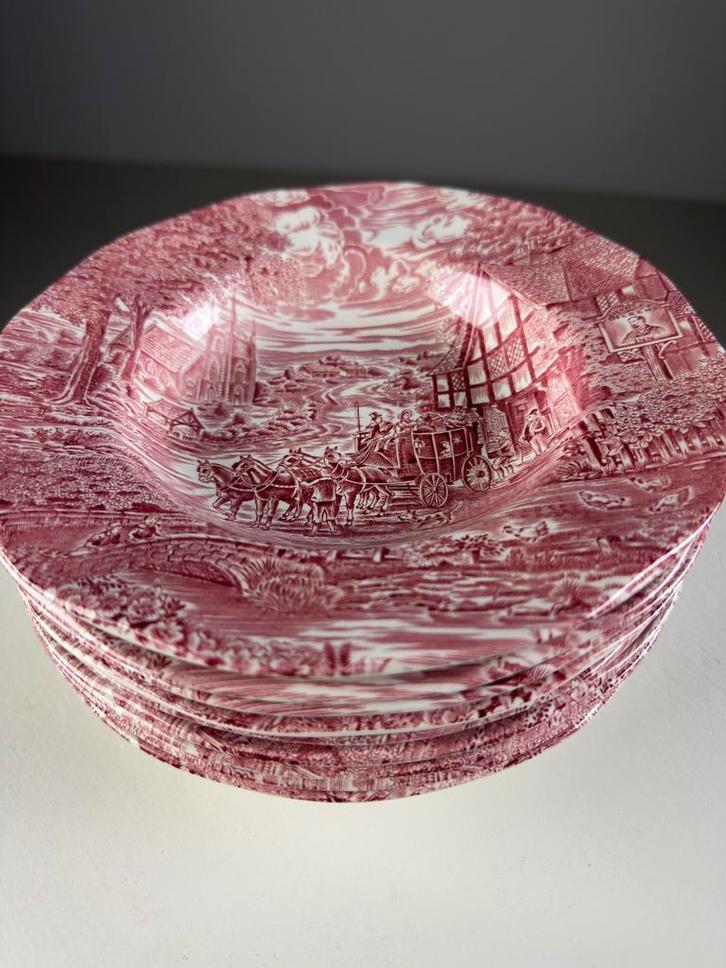 Vintage diepe borden uit Engeland 9 stuks, Antiek en Kunst, Antiek | Servies los, Ophalen of Verzenden