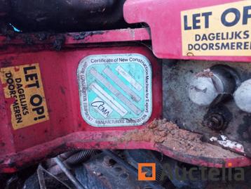 Hitachi EX 8-2B minigraafmachine (2004) beschikbaar voor biedingen