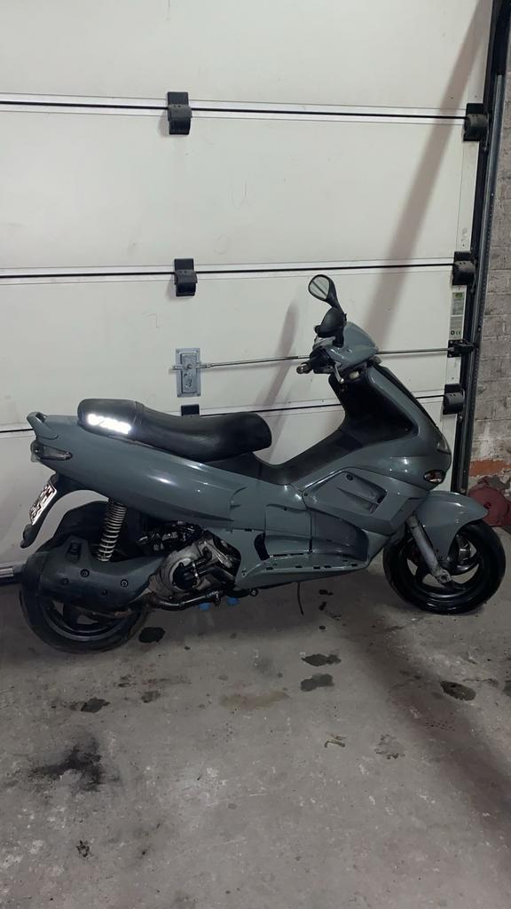 Gilera runner motorrunner 200cc vxr, Fietsen en Brommers, Scooters | Piaggio, Gebruikt, Overige modellen, Klasse B (45 km/u), Benzine