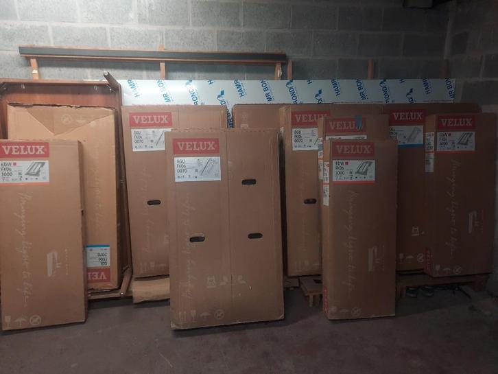 Nieuwe Velux dakramen aan spotprijs vanaf EUR 160, Doe-het-zelf en Bouw, Glas en Ramen, Nieuw, Ophalen of Verzenden