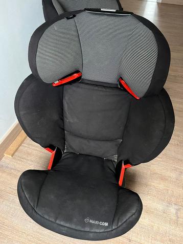 Maxi cosi autostoel (3 STUKS) beschikbaar voor biedingen