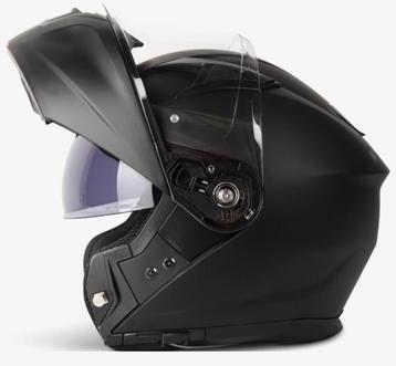 HELM  (in zeer goede staat) beschikbaar voor biedingen