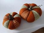 woonaccessoires stoffen pompoenen., Ophalen of Verzenden, Zo goed als nieuw, Rond, Overige materialen