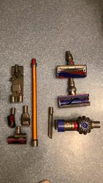 Dyson Absolute V8, Elektronische apparatuur, Stofzuigers, Ophalen of Verzenden, Niet werkend, Reservoir, Stofzuiger