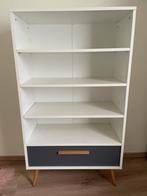 Leuk wit kastje, Ophalen, 100 tot 150 cm, Zo goed als nieuw, Minder dan 150 cm