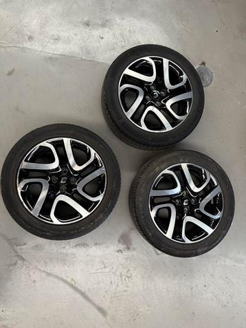 Renault Captur zomerwielen 205/55 R17 V XL beschikbaar voor biedingen