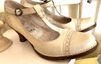 Chaussures de marque Art, pointure 39, Vêtements | Femmes, Chaussures, Art, Comme neuf, Beige