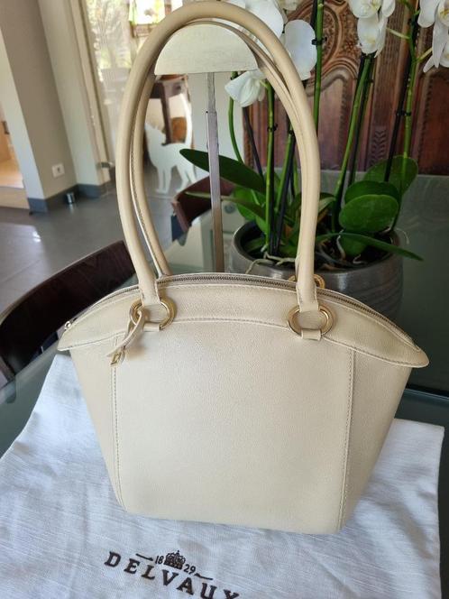 DELVAUX handtas CHARME, Handtassen en Accessoires, Tassen | Damestassen, Gebruikt, Handtas, Beige, Ophalen of Verzenden