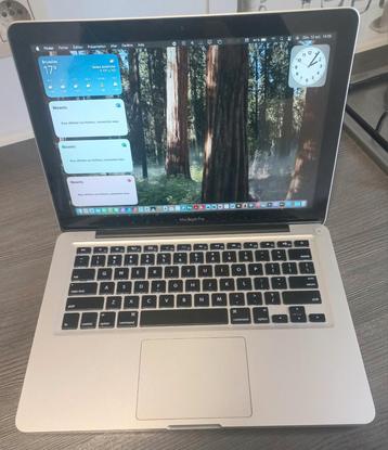 Macbook Pro 13 i5 256gb Ssd Suite Office beschikbaar voor biedingen