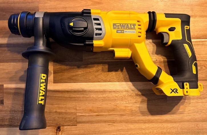 DeWALT boorhamer, Doe-het-zelf en Bouw, Gereedschap | Boormachines, Nieuw, Boormachine, Klopboormechanisme, Variabele snelheid