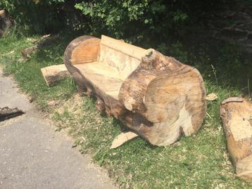Tuinbankje 150cm uit massieve stam spar beschikbaar voor biedingen