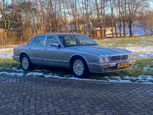 Daimler SIX 4.0 AUT 1995 Grijs, Auto's, Overige Auto's, Particulier, ABS, Airbags, Airconditioning, Alarm, Centrale vergrendeling