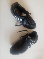 Voetbalschoenen Adidas maat 34, Ophalen of Verzenden, Zo goed als nieuw