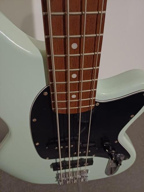 Basse, Muziek en Instrumenten, Snaarinstrumenten | Gitaren | Bas, Nieuw, Elektrisch, Ophalen