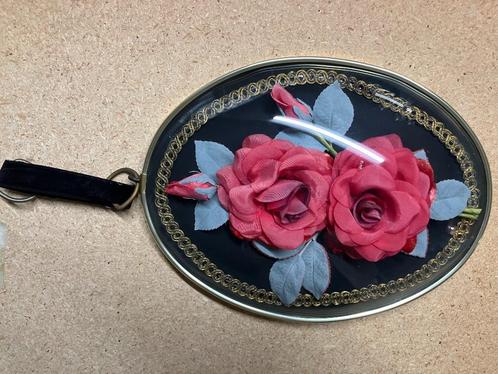 Vintage decoratie  rozen in glazen frame, Verzamelen, Retro, Huis en Inrichting, Ophalen