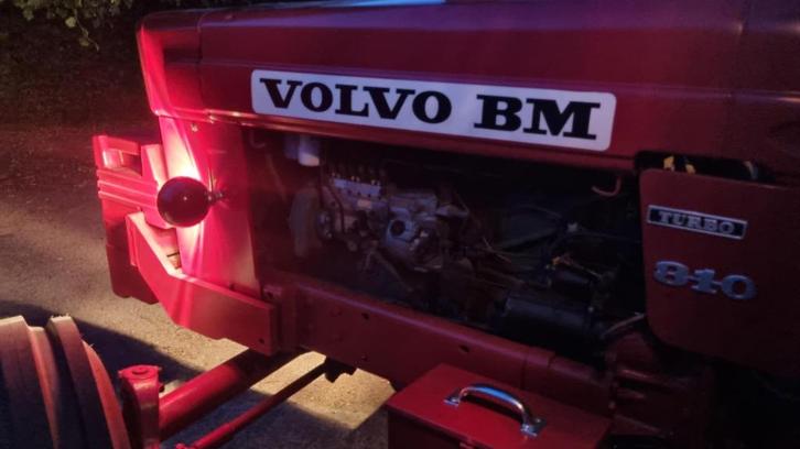 Volvo BM T810C, Zakelijke goederen, Landbouw | Tractoren, 5000 tot 7500, Overige merken, 120 tot 160 Pk, Oldtimer, Ophalen of Verzenden