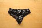 NIEUWE zwarte slip maat M met zilverglans bloemmotief, Verzenden, Zwart, Slip