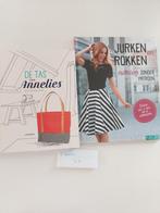 2 naaiboeken, Hobby en Vrije tijd, Ophalen of Verzenden, Zo goed als nieuw, Overige typen