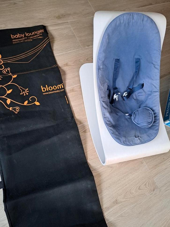 Hoiten Wipstoel Bloom coco babylounger, Enfants & Bébés, Relax bébé, Utilisé, Chaise rebondissante, Autres marques, Avec ceinture(s)