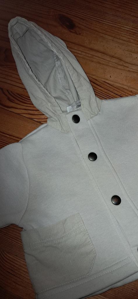 Vestje truitje jongen meisje  maat 68.  6 maanden, Kinderen en Baby's, Babykleding | Maat 68, Zo goed als nieuw, Jongetje of Meisje